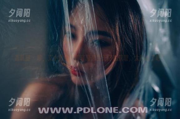 轰趴猫 - 唉，艾小青的制服套图居然无门槛获取，太贴心了吧！