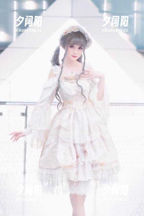图片里的金鱼yui，Lolita气质悄然浮现
