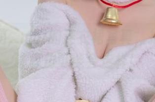 铁打萌萌_moi的连衣裙写真，提示：尝试模仿可能会走样！