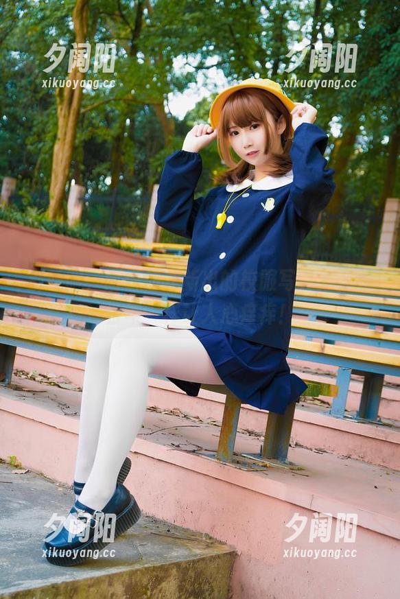 别眨眼，面饼仙儿新出的校服写真集，跟当年一样让人心痒痒！
